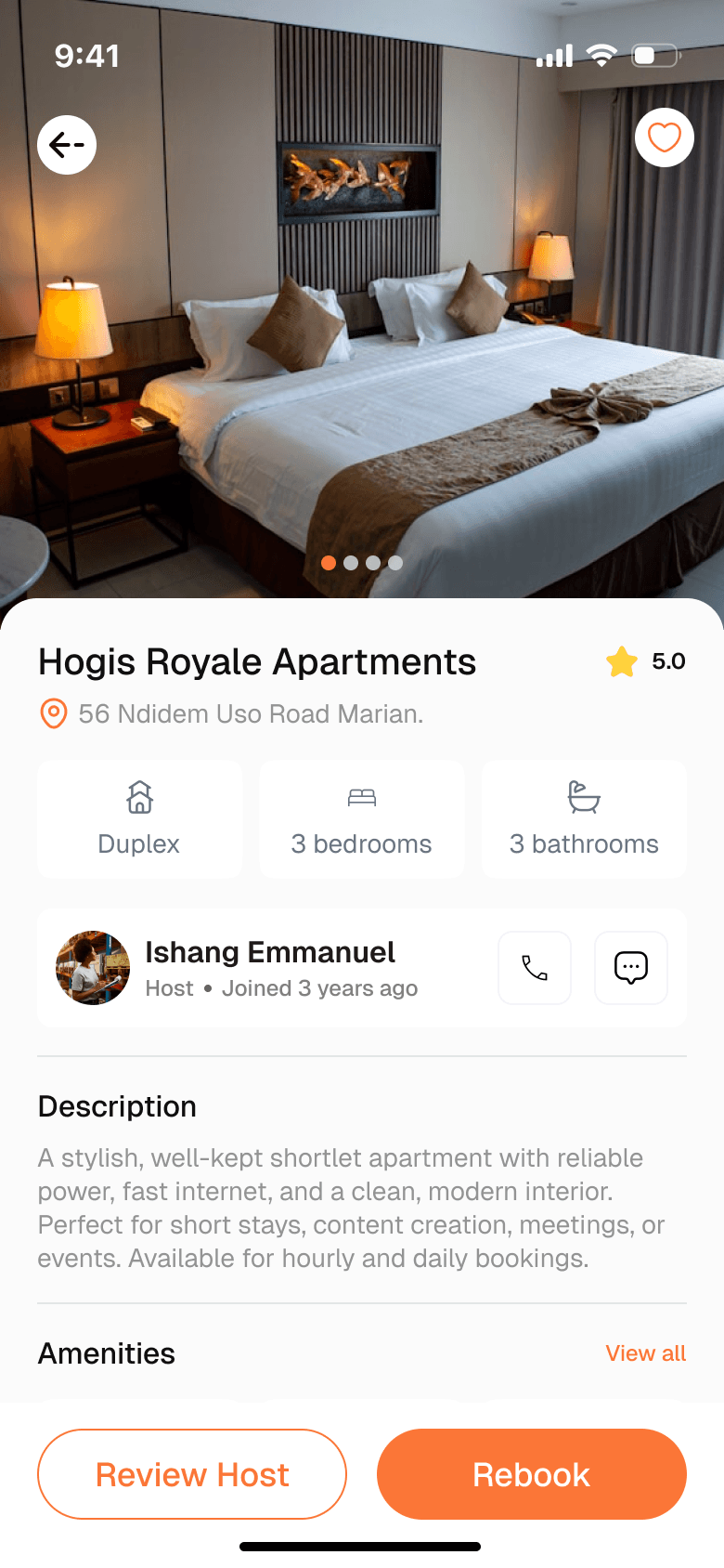 Traclet app showing a service listing with photos and booking details